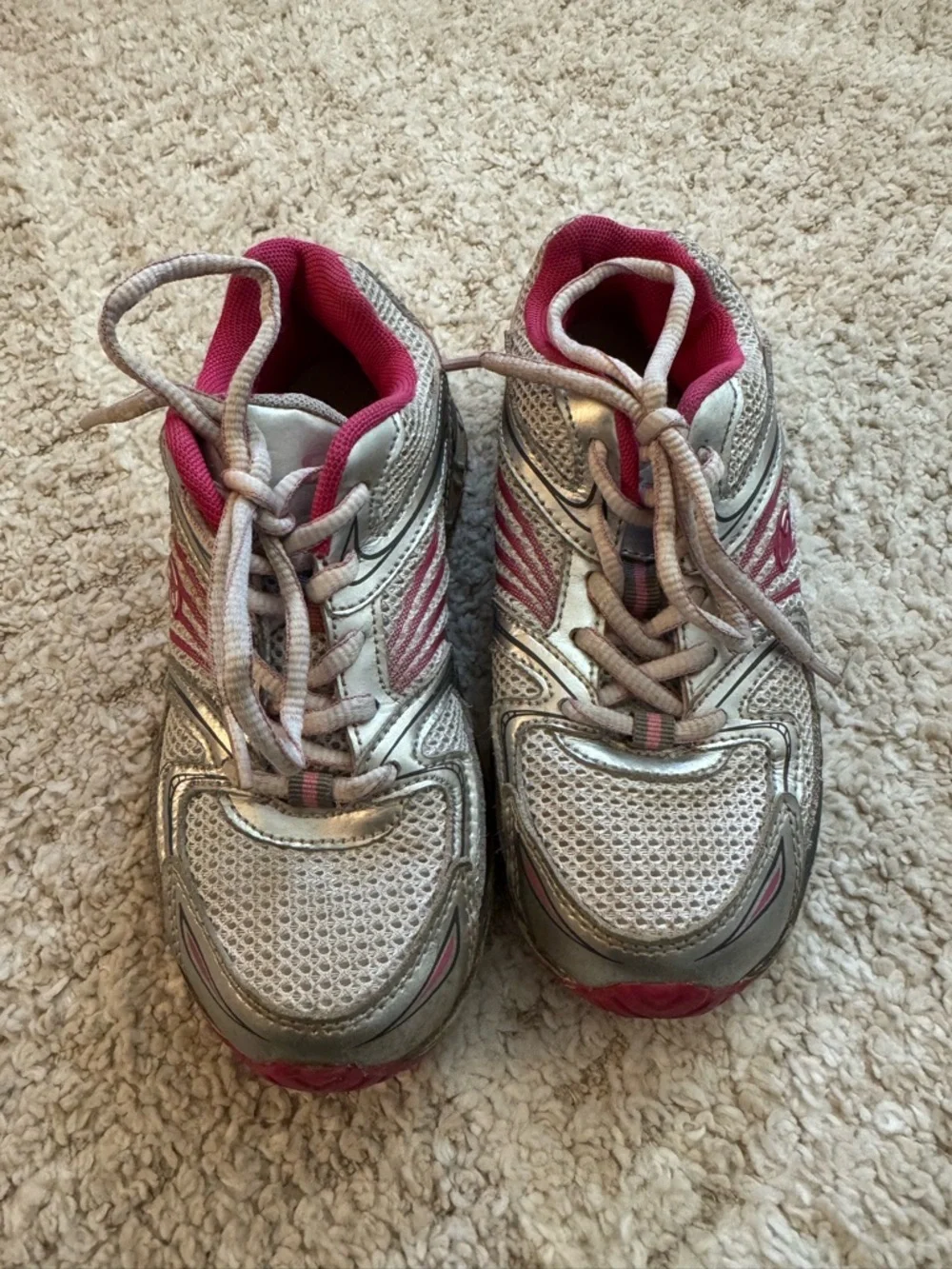 Champion Girls' Youth Size 1 pink athletic/tennis shoes